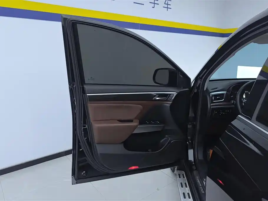 GAC GS8 2017 320T Luxury Smart Connect （ мест）