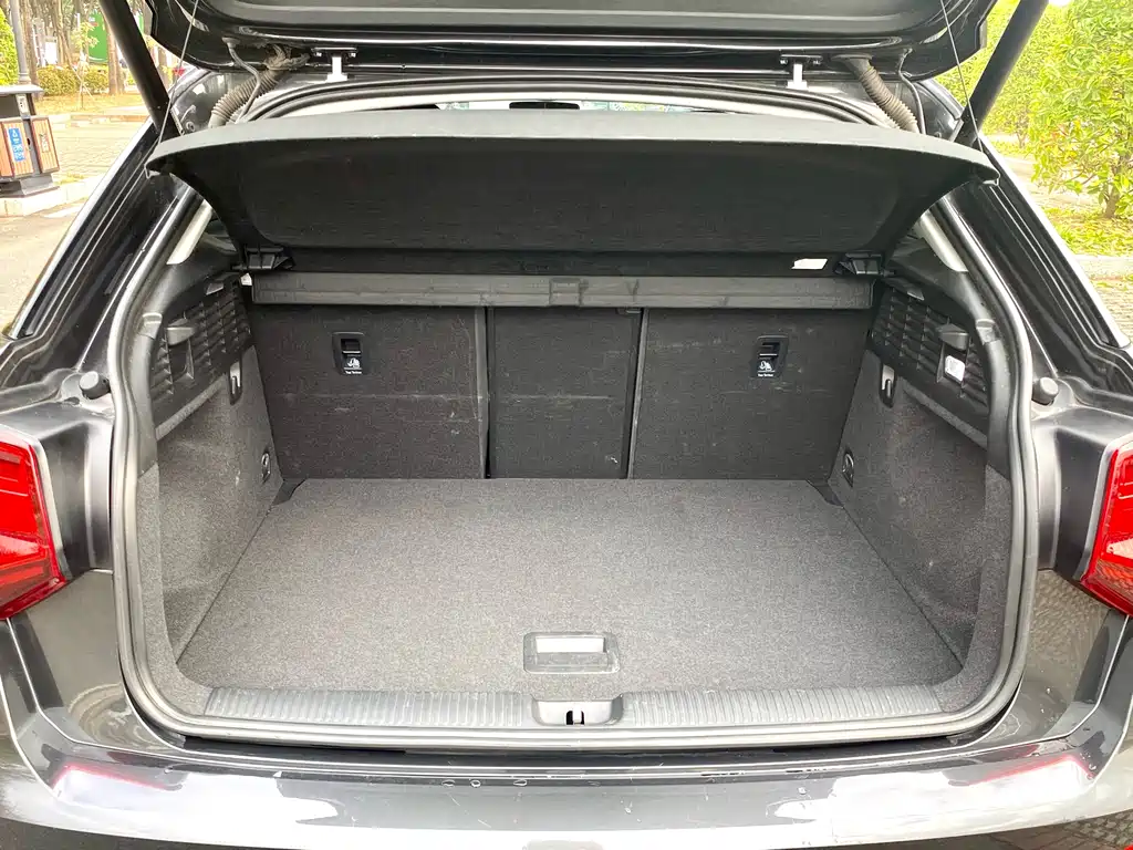 Audi Q2L 2021 35 TFSI