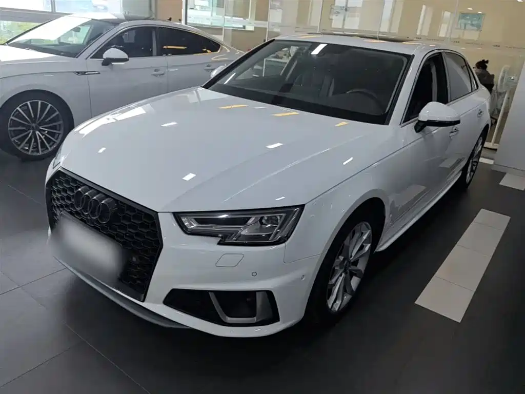 Audi A4L 2019