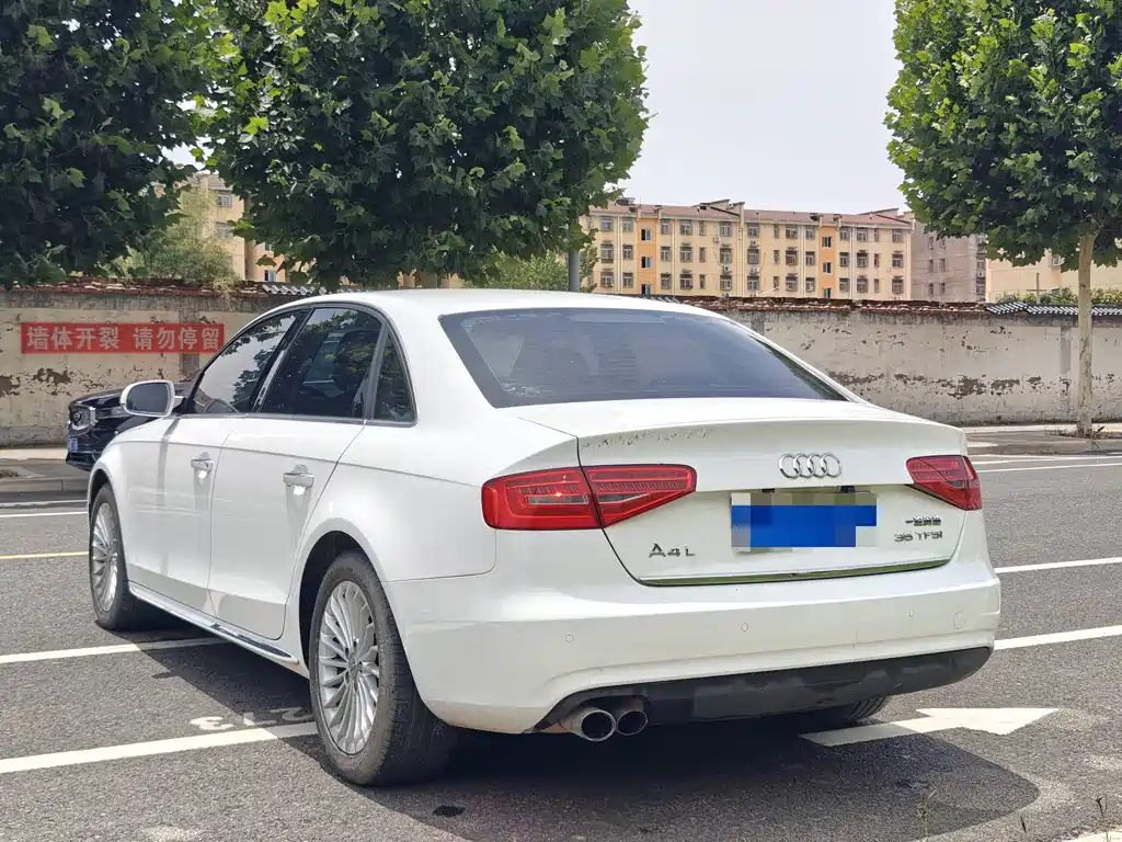 Audi A4L 2016 35 TFSI AT