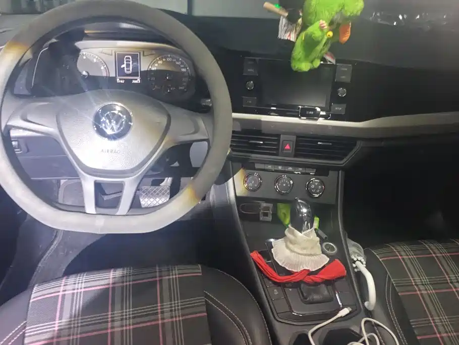 Volkswagen Bora — миниатюра 12
