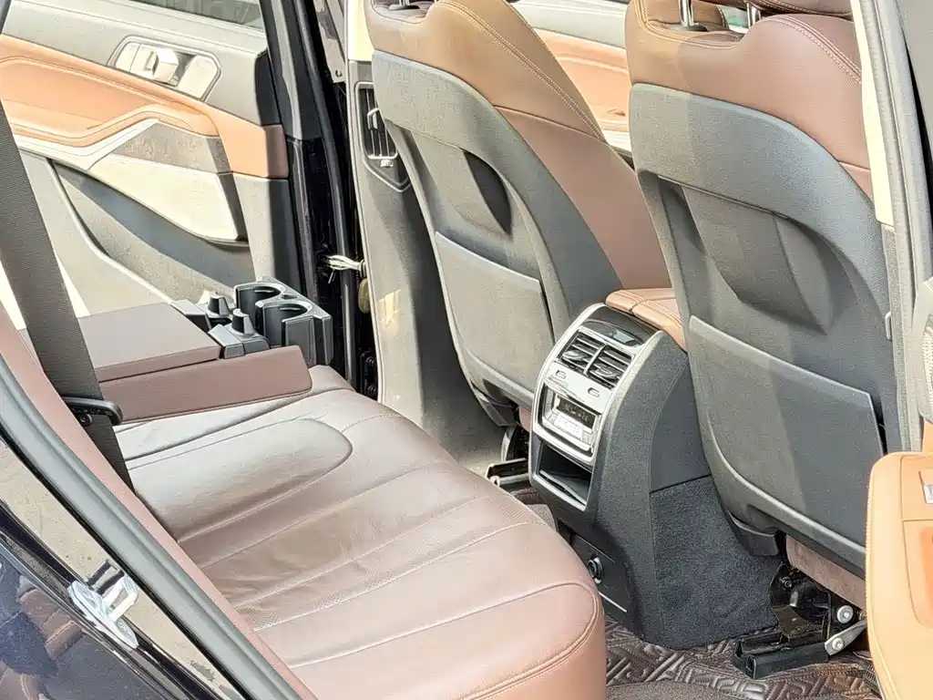 BMW X5 (Import) — миниатюра 6