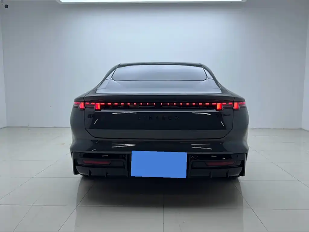 Lynk & Co 10 — миниатюра 14