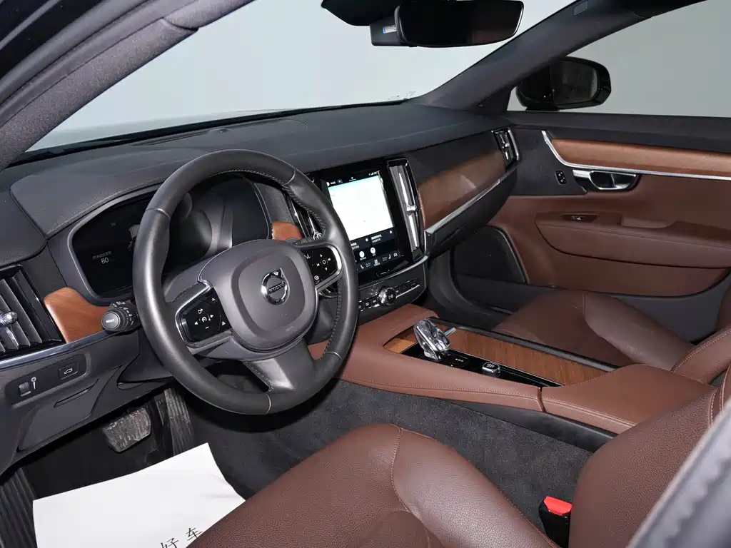 Volvo S90 — миниатюра 19