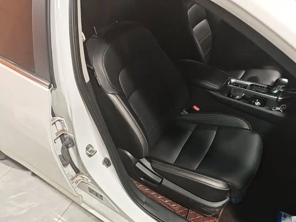 Nissan Sylphy — миниатюра 25