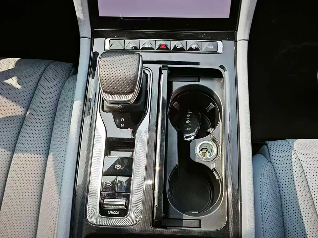 Hongqi HONGQI H5 PHEV