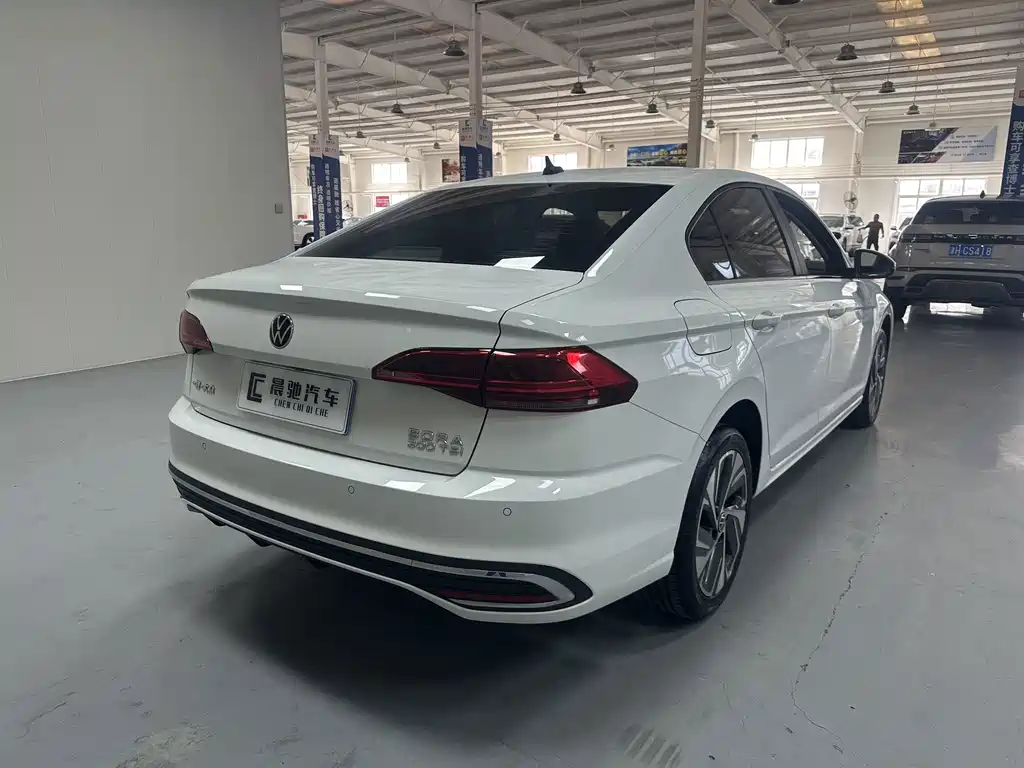 Volkswagen Bora — миниатюра 4