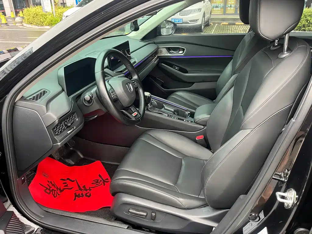 Honda Accord — миниатюра 7