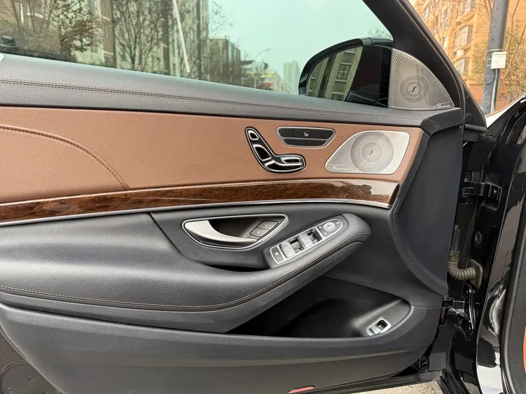 MERCEDES-BENZ S CLASS