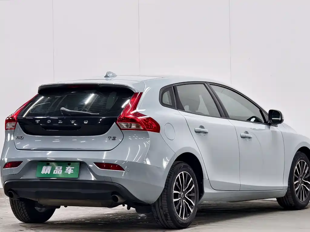 Volvo V40 2017 T3