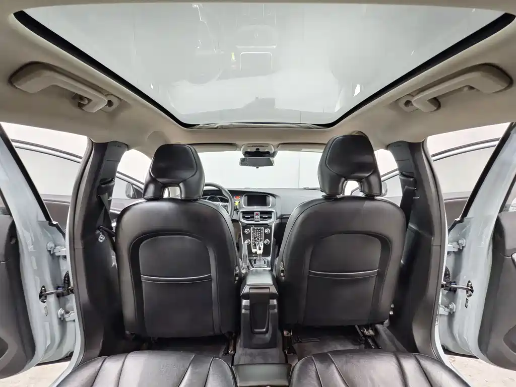 Volvo V40 2017 T3