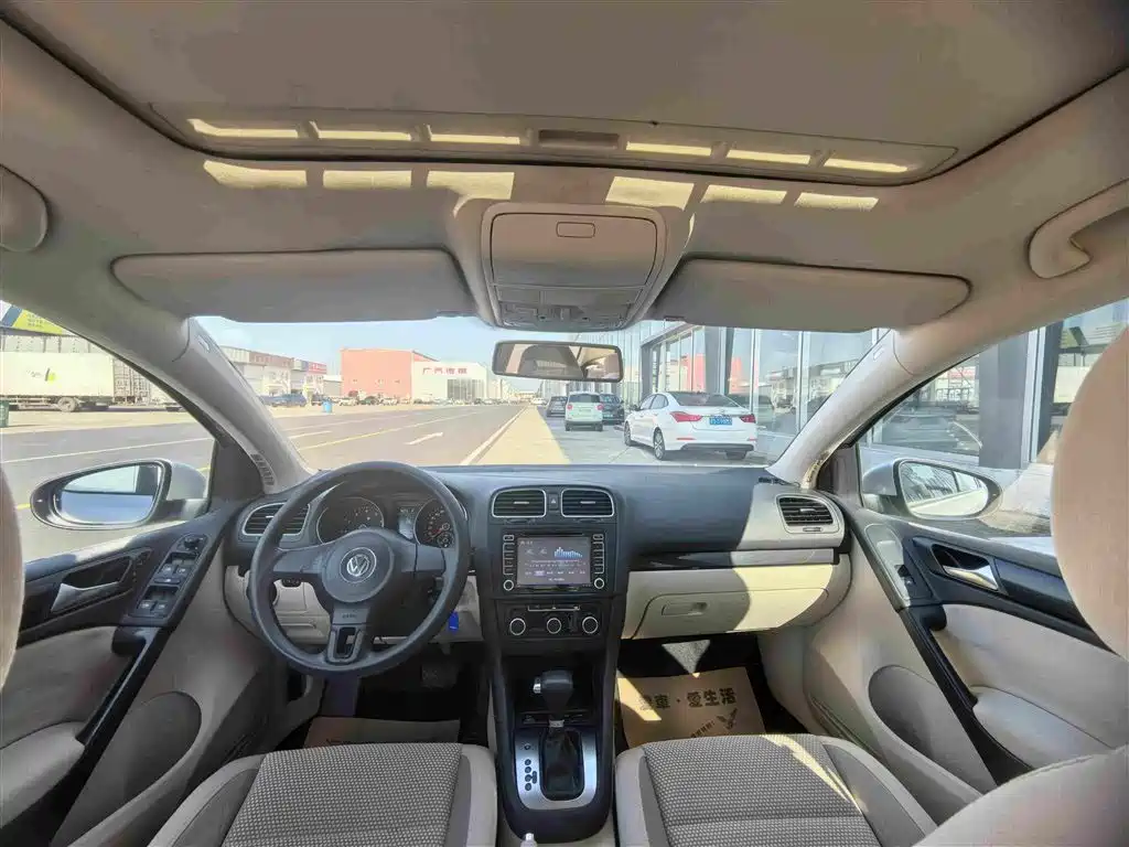 Volkswagen Golf — миниатюра 5