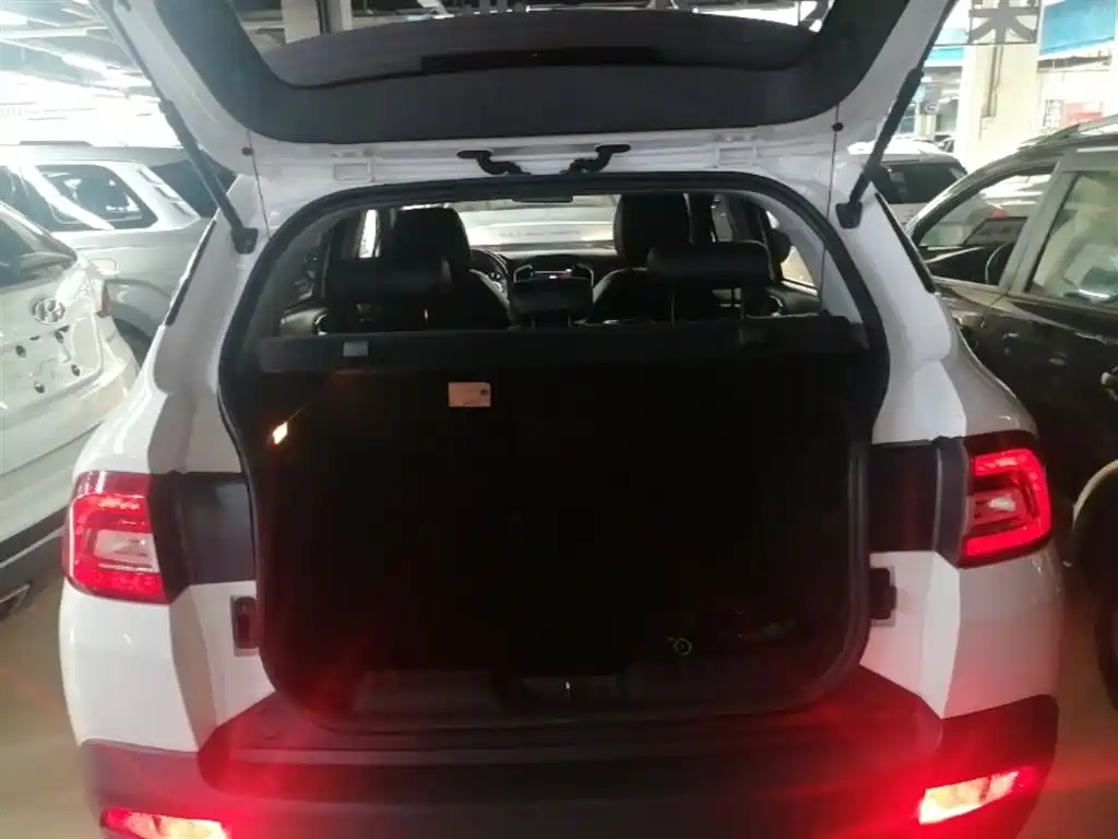 Brilliance V3 — фотографии объявления, Фото 20