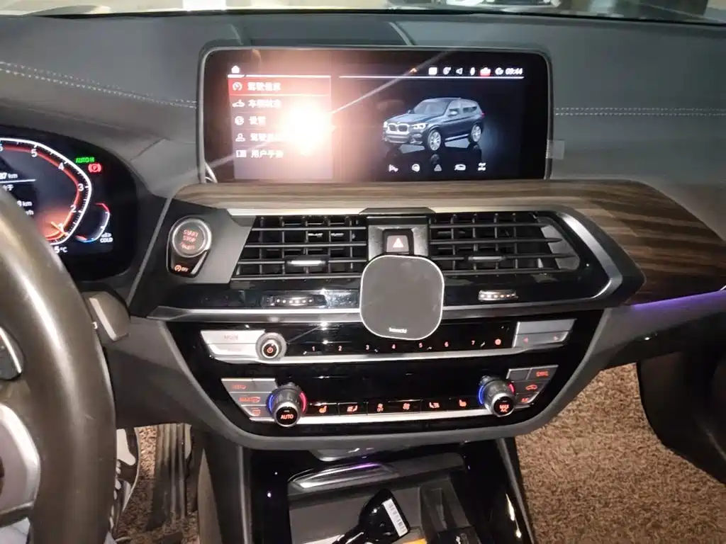 BMW X3 — миниатюра 9