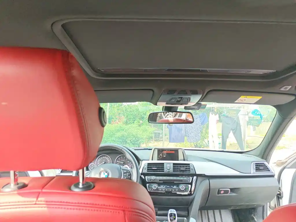 BMW 3 Series — миниатюра 14