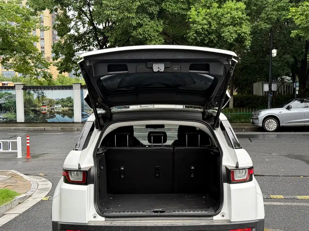 Land Rover Evoque — миниатюра 14