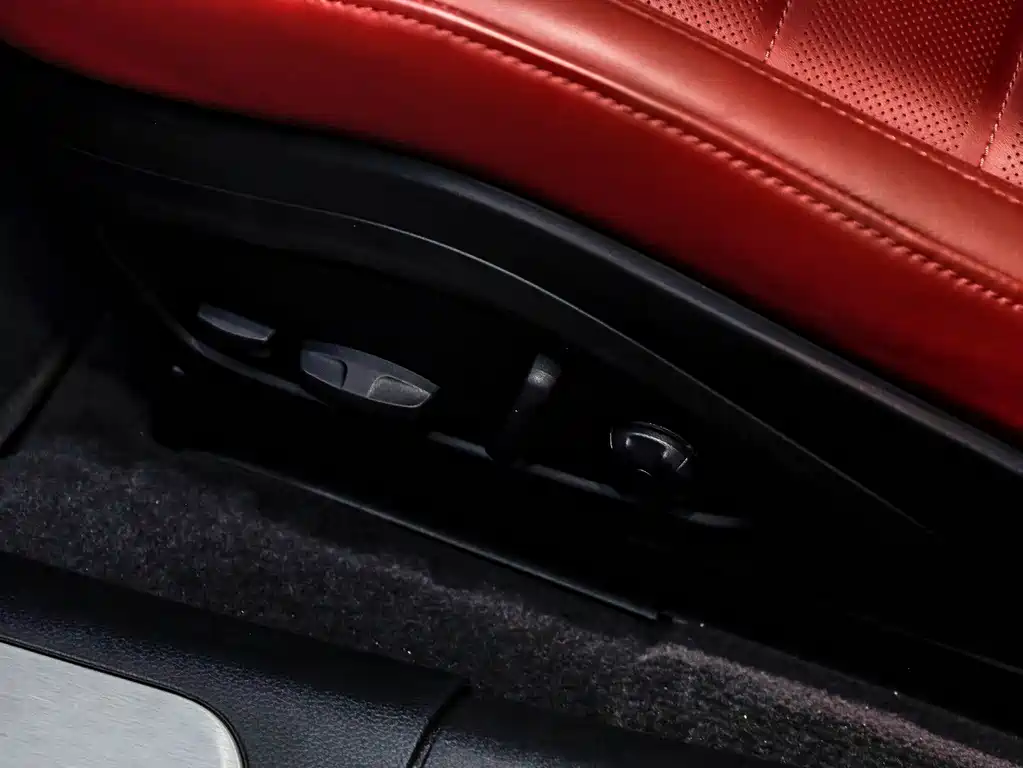Porsche Panamera — миниатюра 11