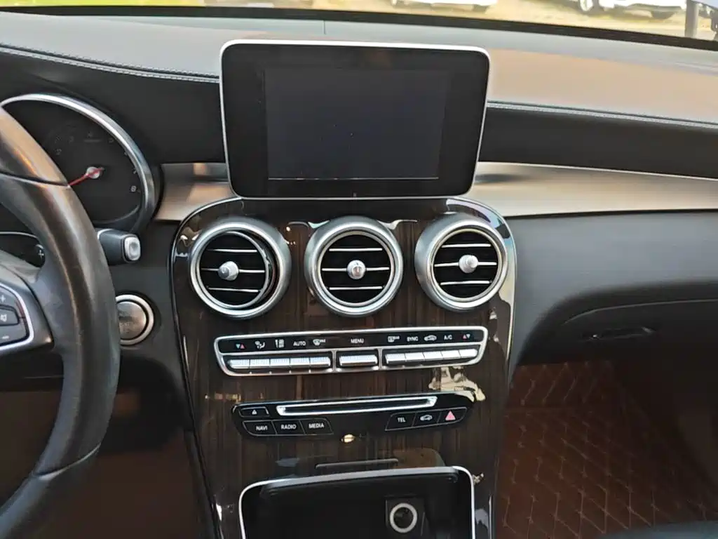 Mercedes-Benz GLC — миниатюра 13