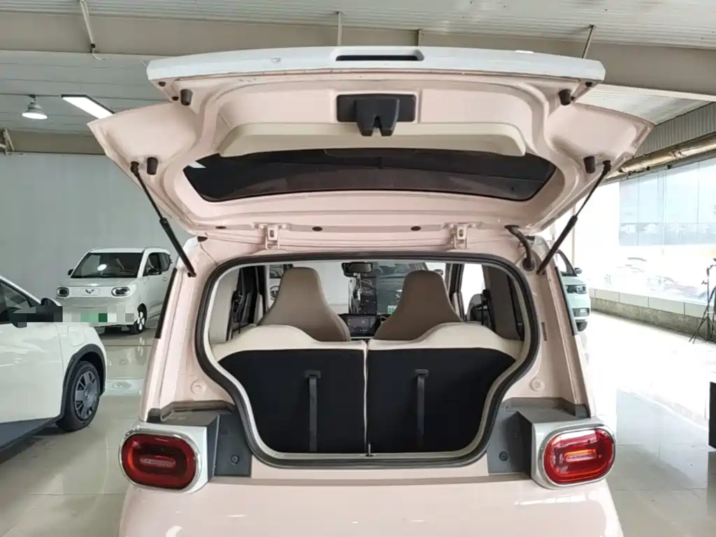 Wuling MINIEV — миниатюра 19