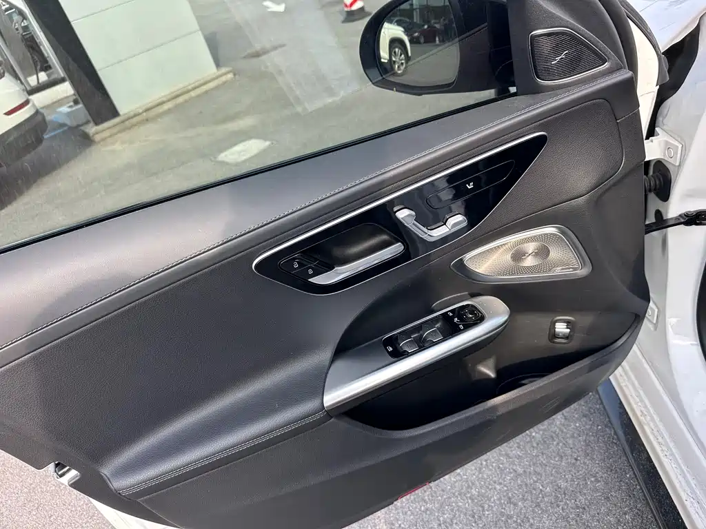 Mercedes-Benz C-Class C 2025 C 260 L Sport