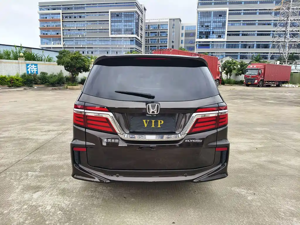 Honda Elysion 2016 2.4L