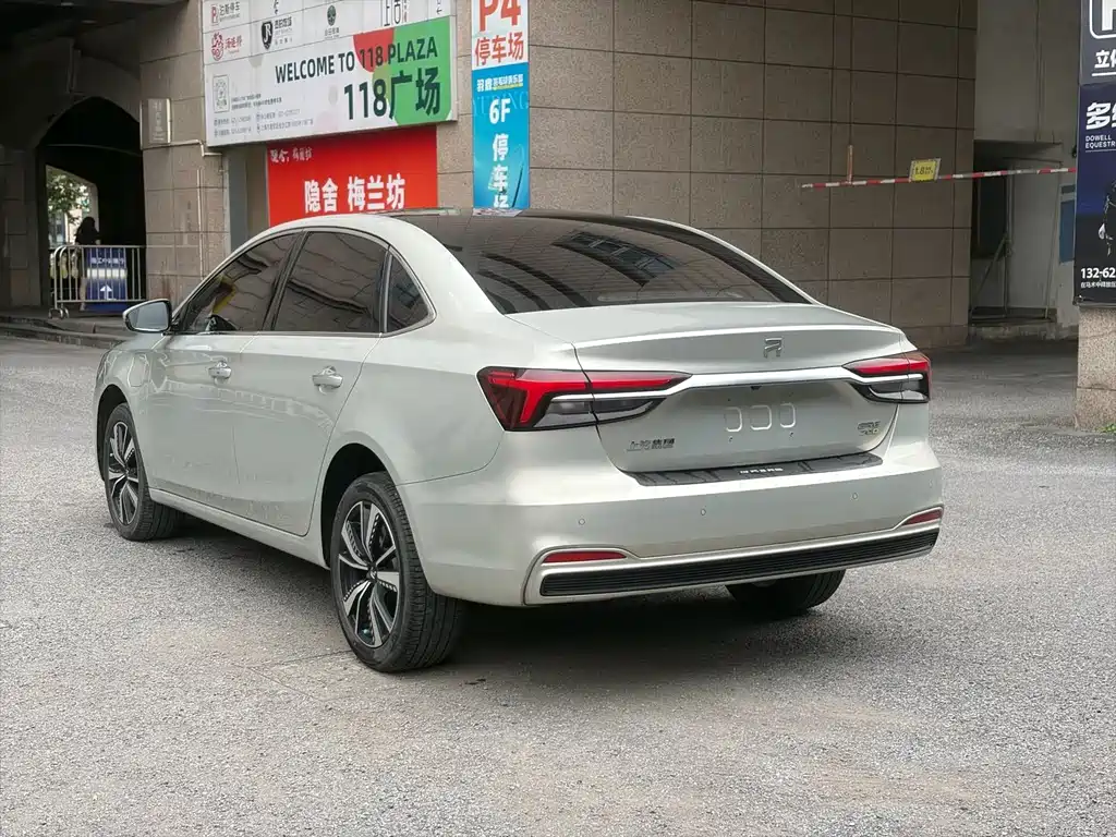 Roewe Feifan ER6 — миниатюра 9