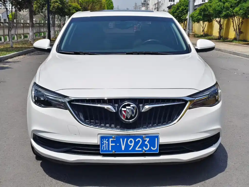 Buick Excelle — миниатюра 3