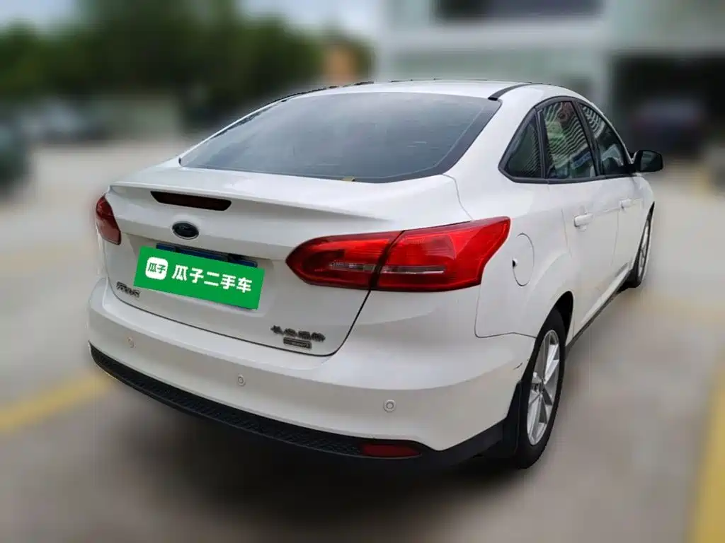 Ford Focus — миниатюра 10