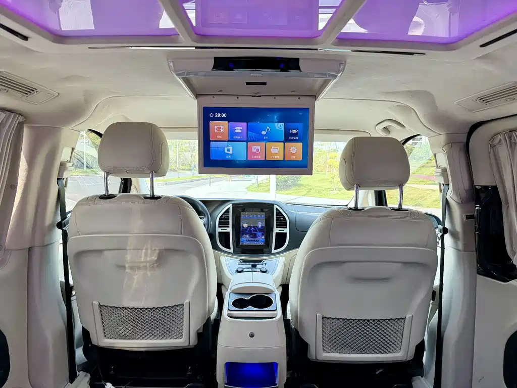 Mercedes-Benz Vito — миниатюра 14