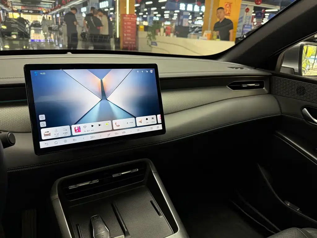 BYD Qin PLUS — миниатюра 10