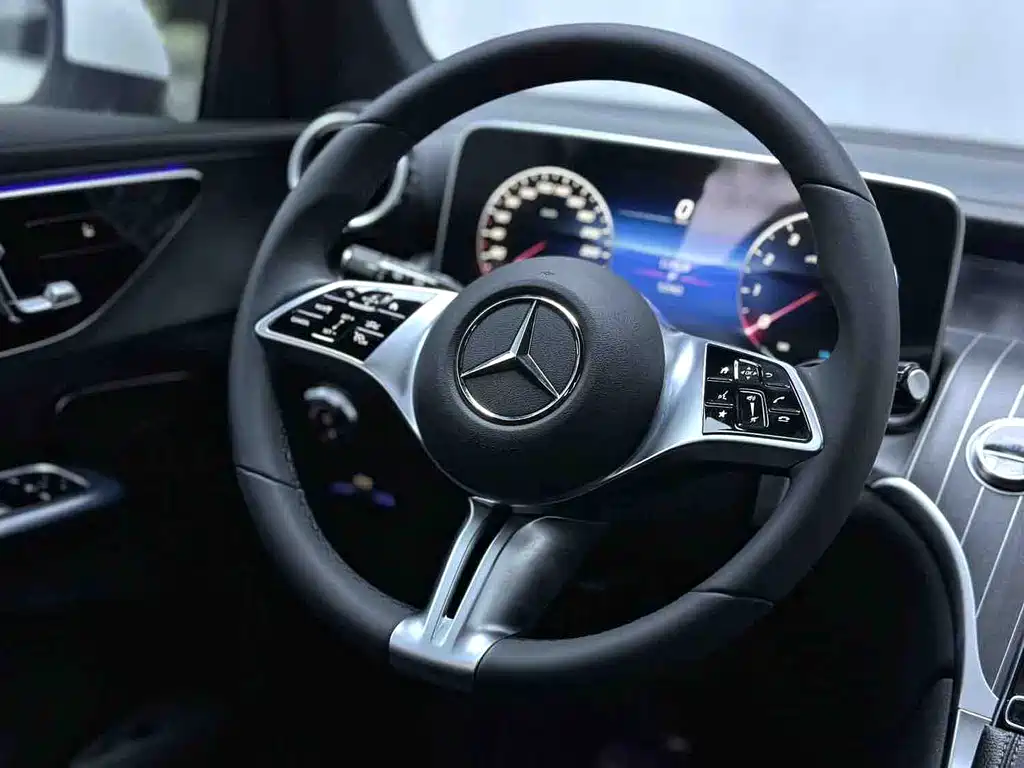 Mercedes-Benz GLC — миниатюра 6