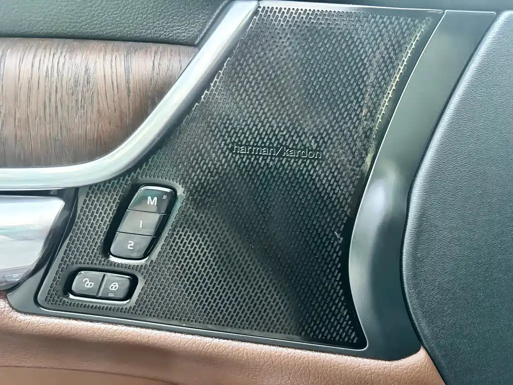 Volvo S90 — миниатюра 14