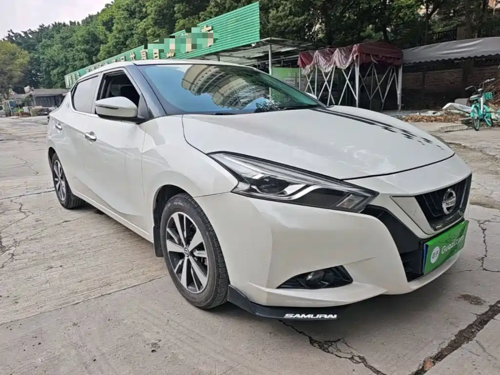 Nissan Bluebird — миниатюра 4