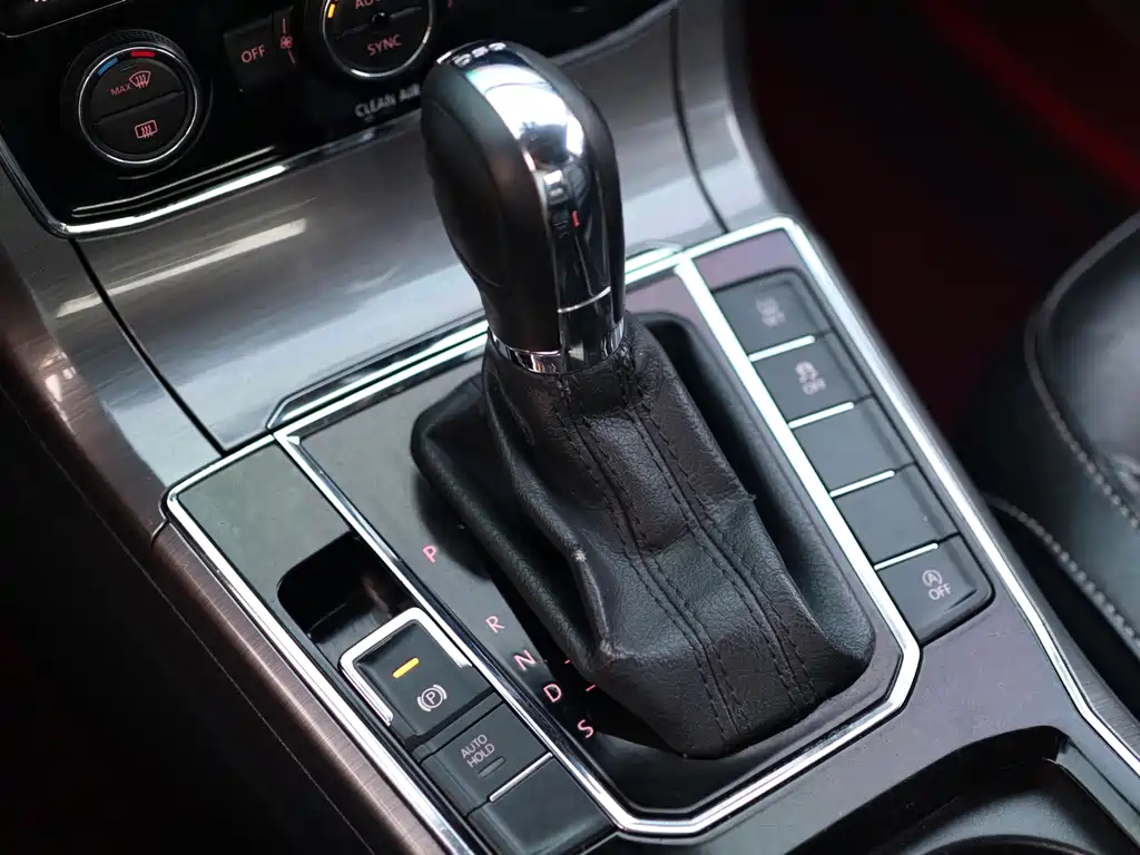 Volkswagen Passat — миниатюра 11