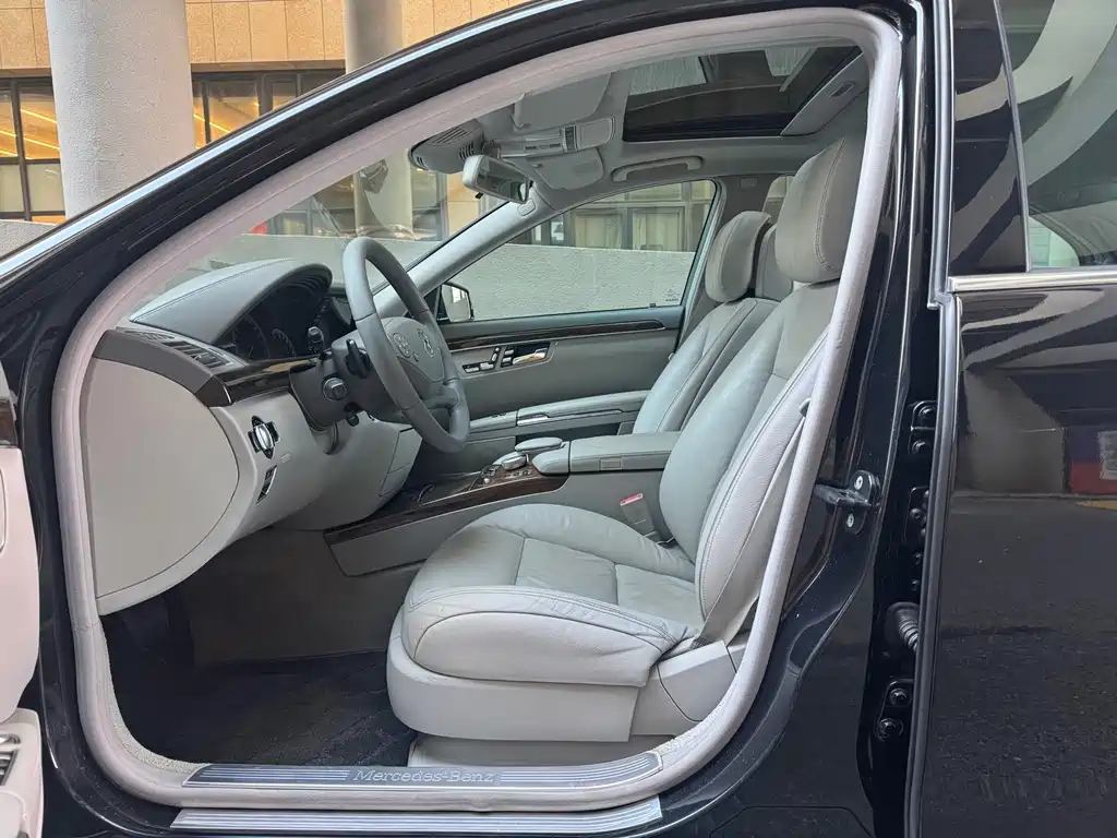 Mercedes-Benz S-Class — миниатюра 4