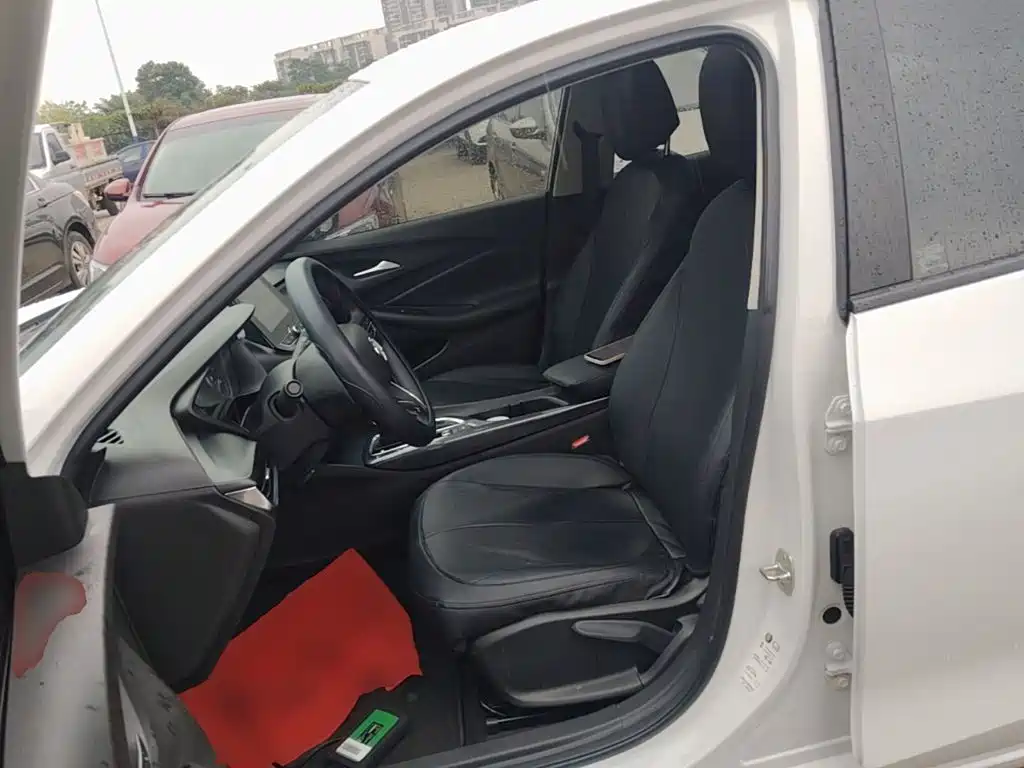 Buick Verano — миниатюра 15