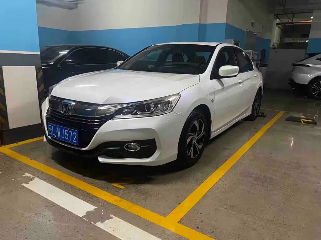 Honda Accord — миниатюра 2