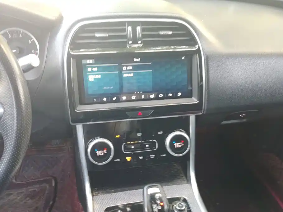 Jaguar XEL — миниатюра 13