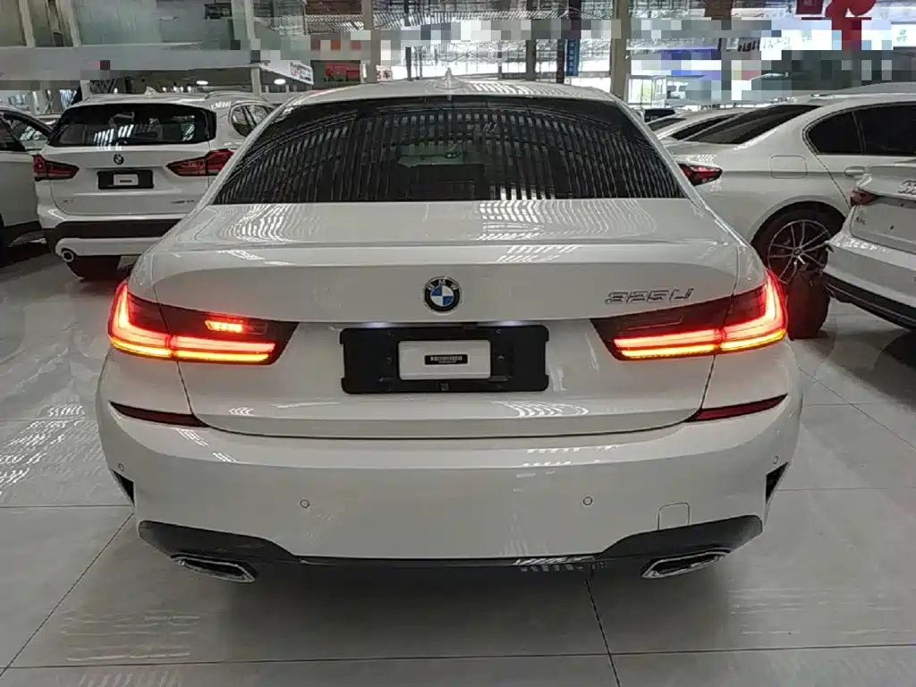 BMW 3 Series — миниатюра 6
