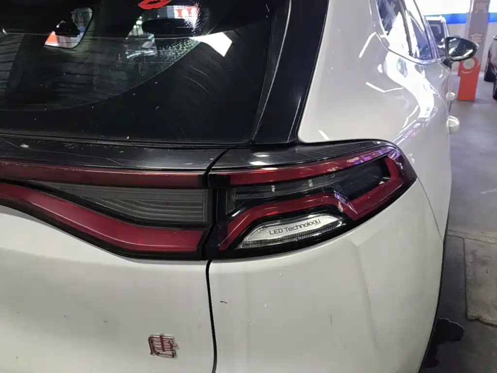 BYD Tang — миниатюра 8