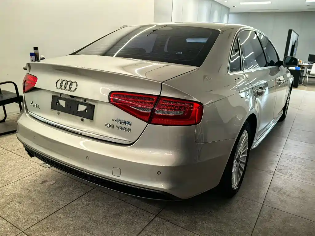 Audi A4L — миниатюра 3