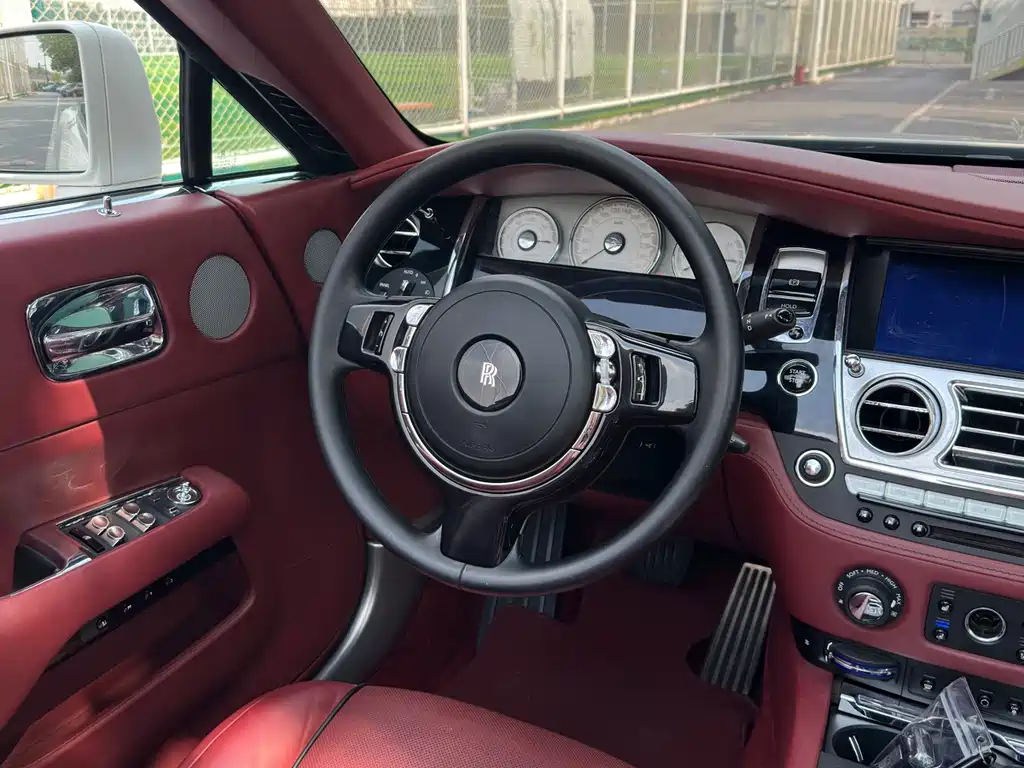 Rolls-Royce Dawn — миниатюра 18