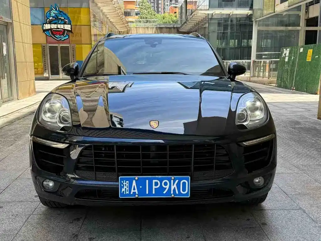 Porsche Macan — миниатюра 2