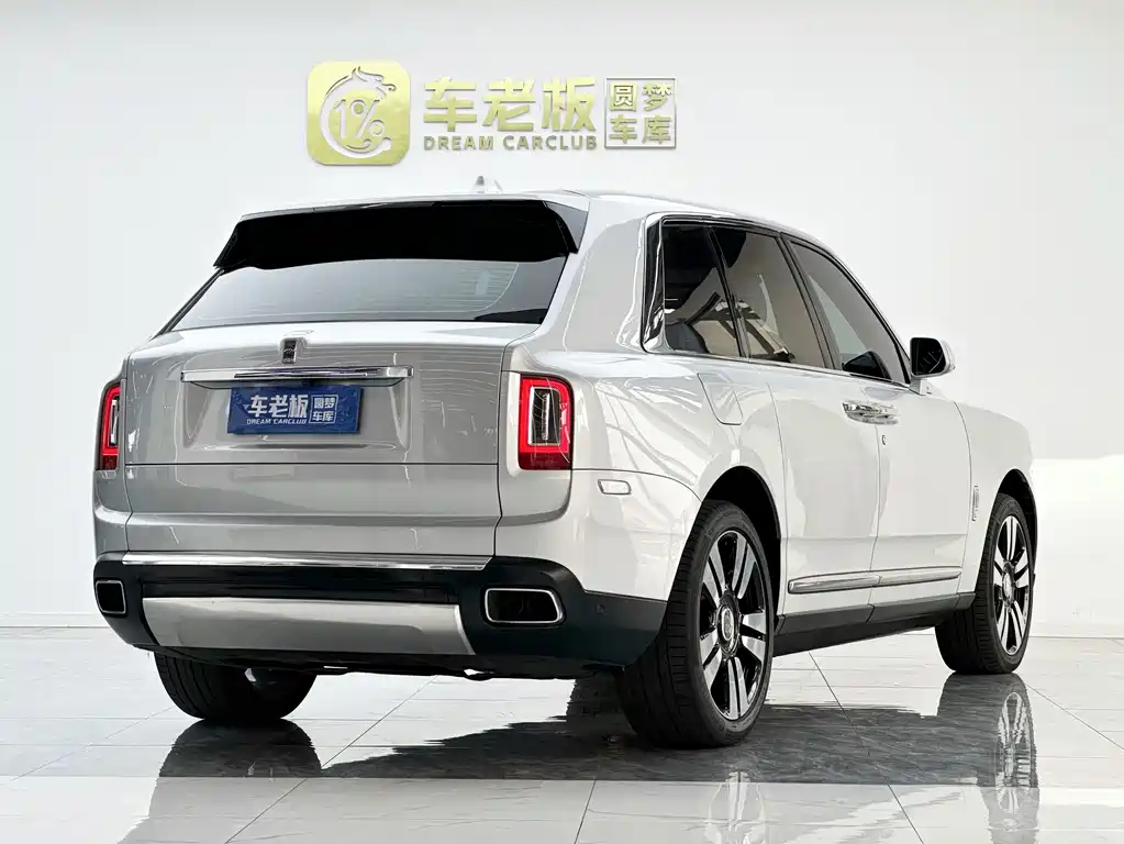 Rolls-Royce Cullinan — миниатюра 4