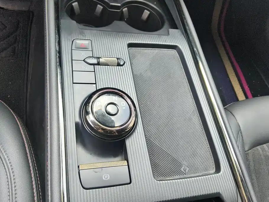 Ford Mondeo — миниатюра 16