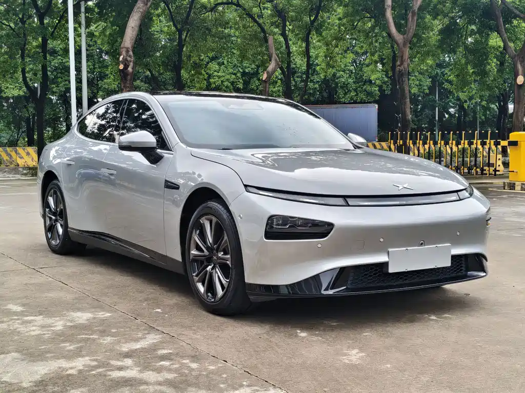 XPeng P7 — миниатюра 2
