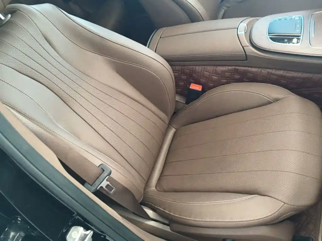 Mercedes-Benz E-Class — миниатюра 25