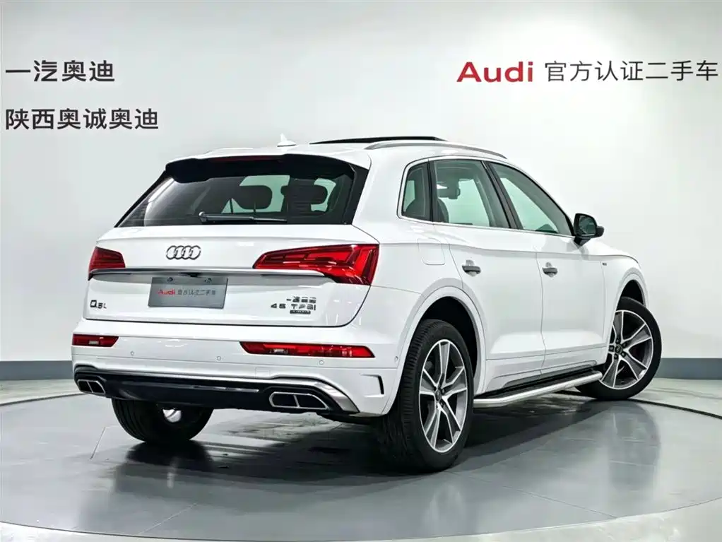 Audi Q5L id 4515317 из Китая 14