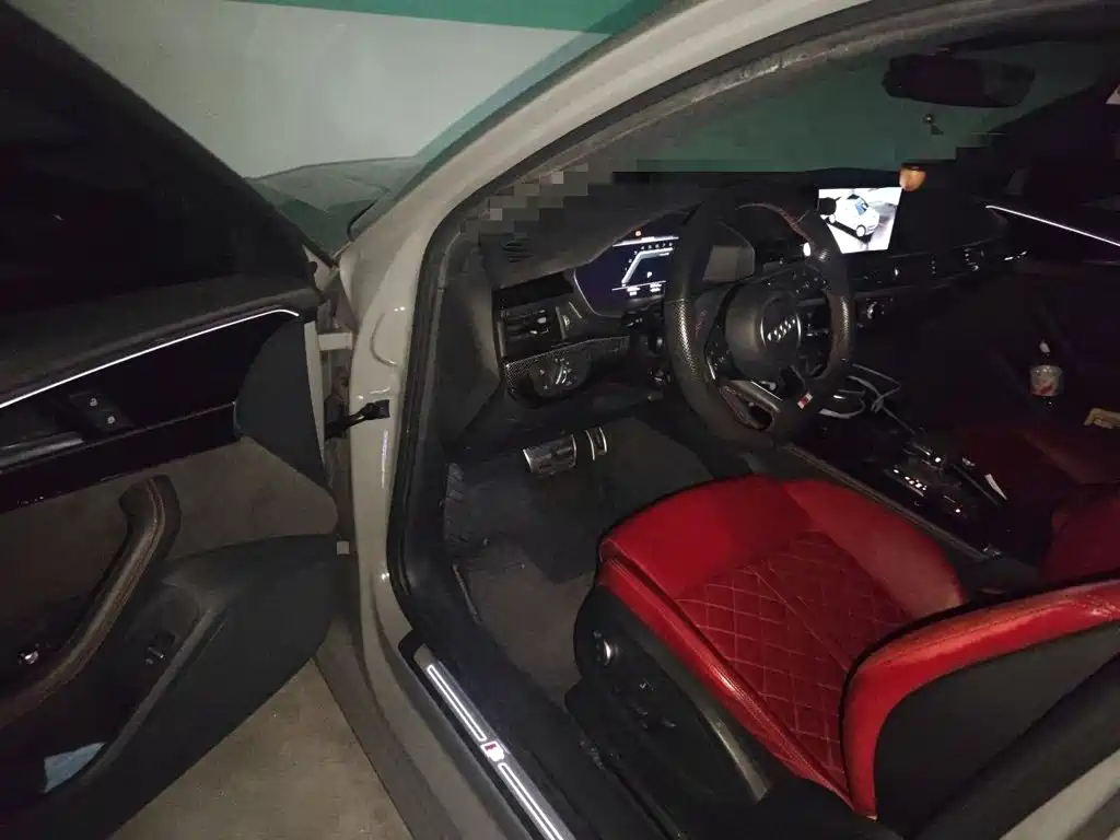 Audi S4 — миниатюра 12