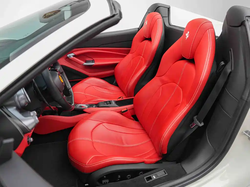Ferrari F8 — миниатюра 10